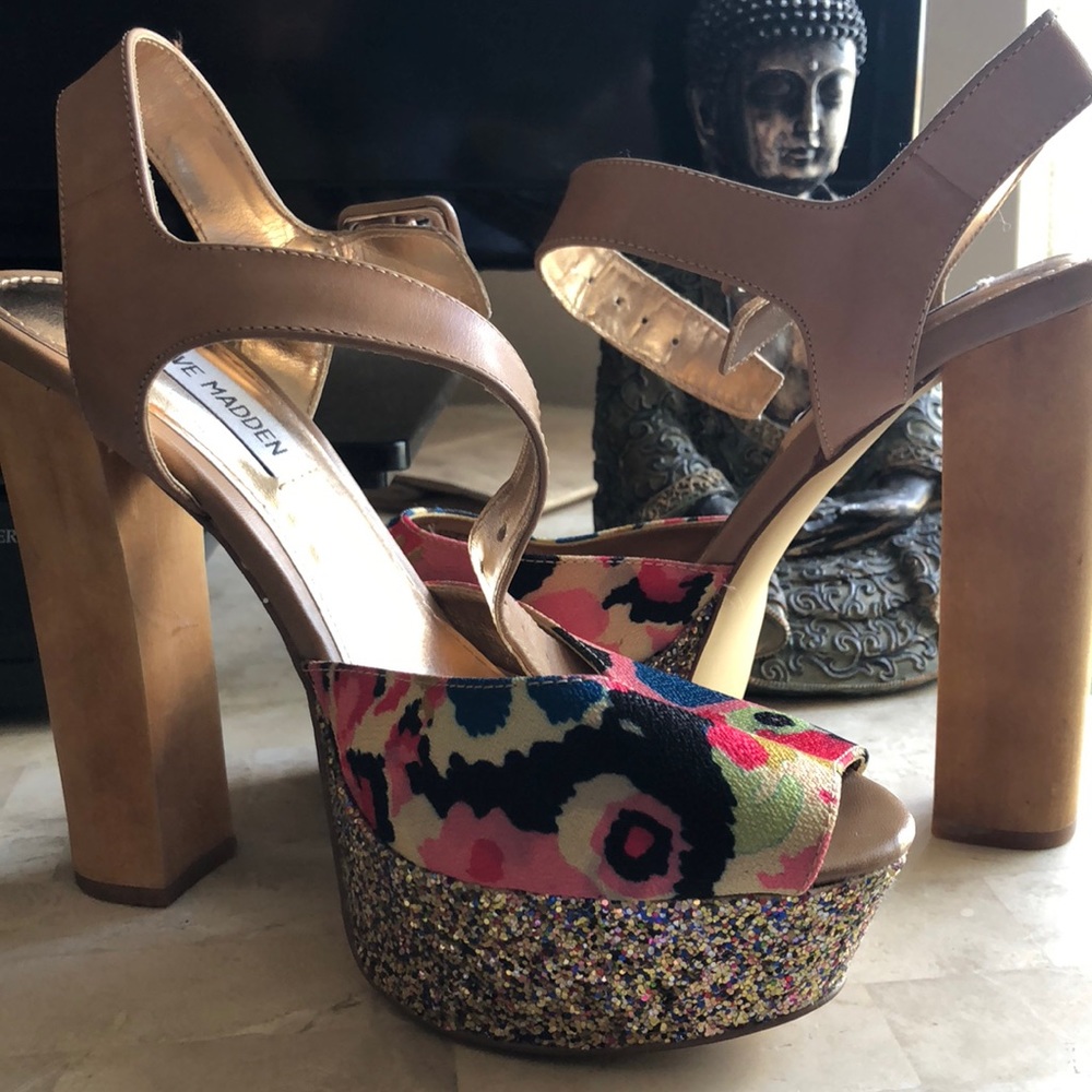 Gorgeous Steve Madden 👠✨make me an offer✨